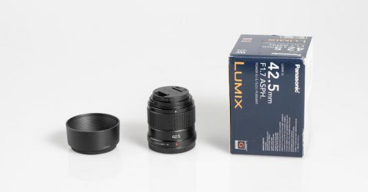 Panasonic Lumix 42.5mm f/1.7 OIS
