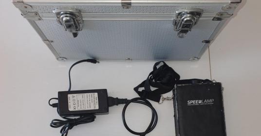 Flash portatili per interni ed esterni 2 kit completi