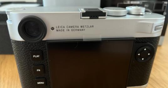 Leica m11+ obiettivo 
