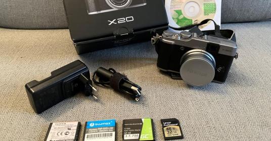 Fuji X20 