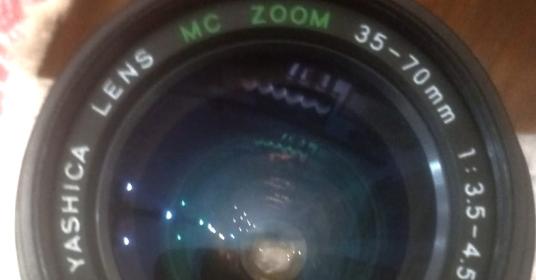 obbiettivo = YASHICA LENS MC ZOOM 35-70mm. 1:3,5-4,5 obbiettivo = YASHICA LENS MC ZOOM 35-70mm. 1:3,5-4,5