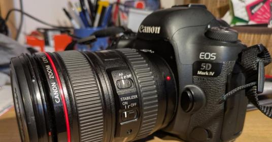CANON 5D MARK 4 + EF 24-105 F4 L IS