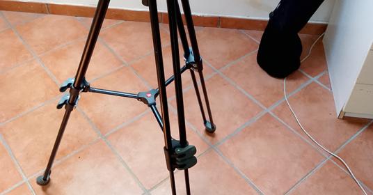 Treppiede  professionale per video Manfrotto 701 hdv  con borsa Treppiede  professionale per video Manfrotto 701 hdv  con borsa