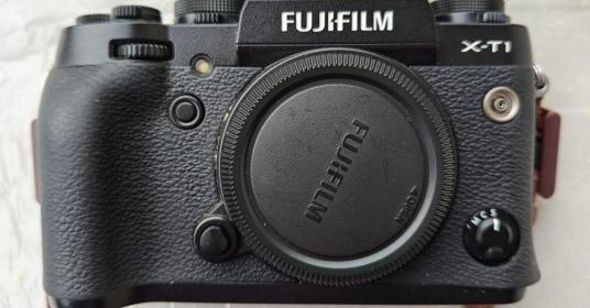 Fujifilm XT-1 Fujifilm XT-1