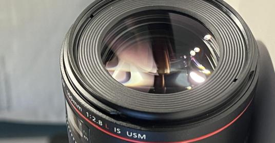 Canon EF 100 mm 1:2.8 L IS USM